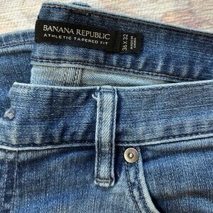 Banana Republic Men’s Athletic Tapered Fit Jeans 36/32